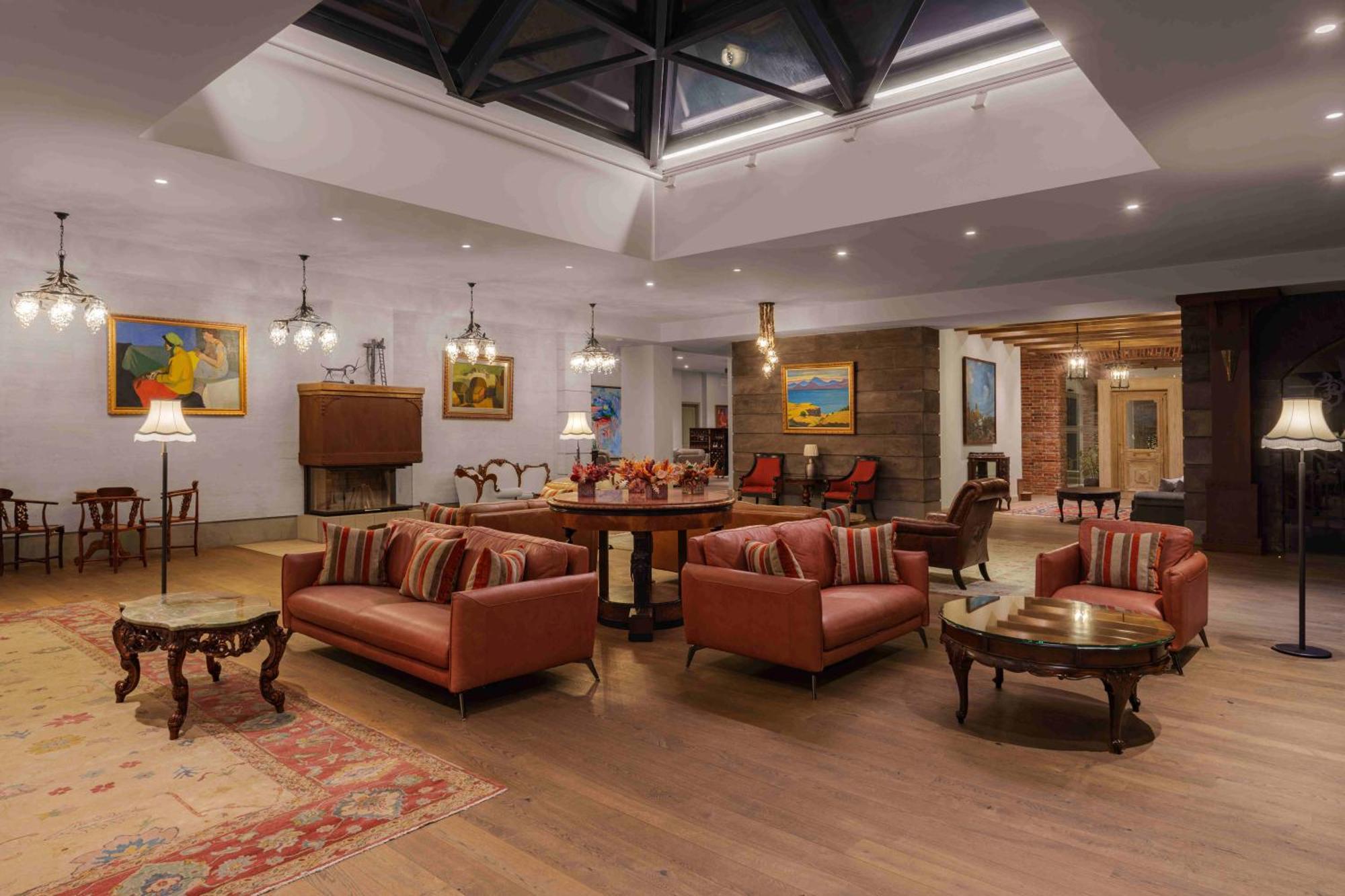 Grand Hotel Gyumri By Apricot Hotels Exterior photo