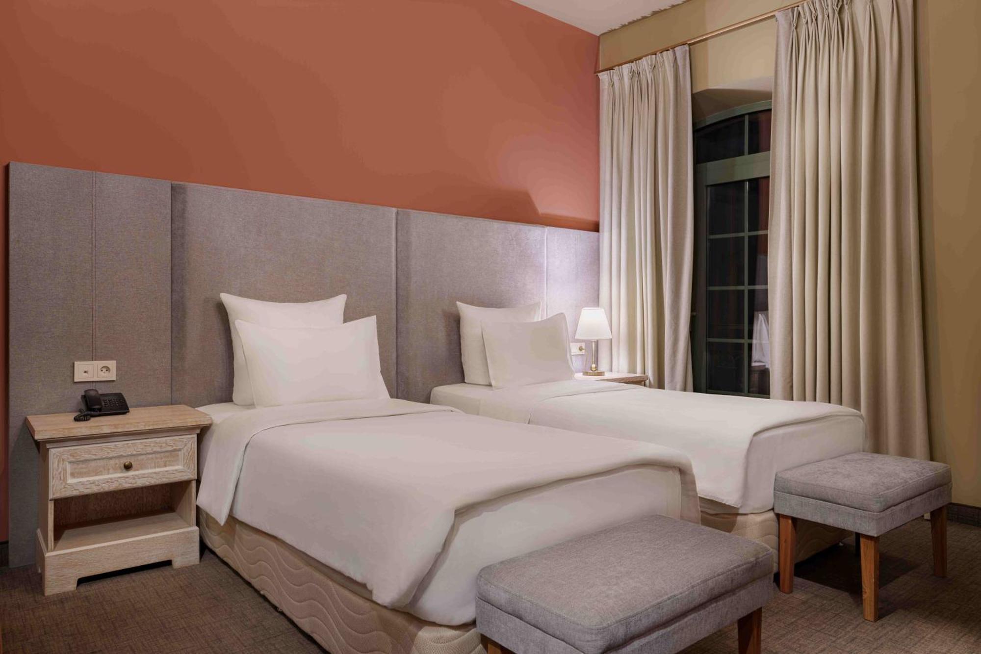 Grand Hotel Gyumri By Apricot Hotels Exterior photo